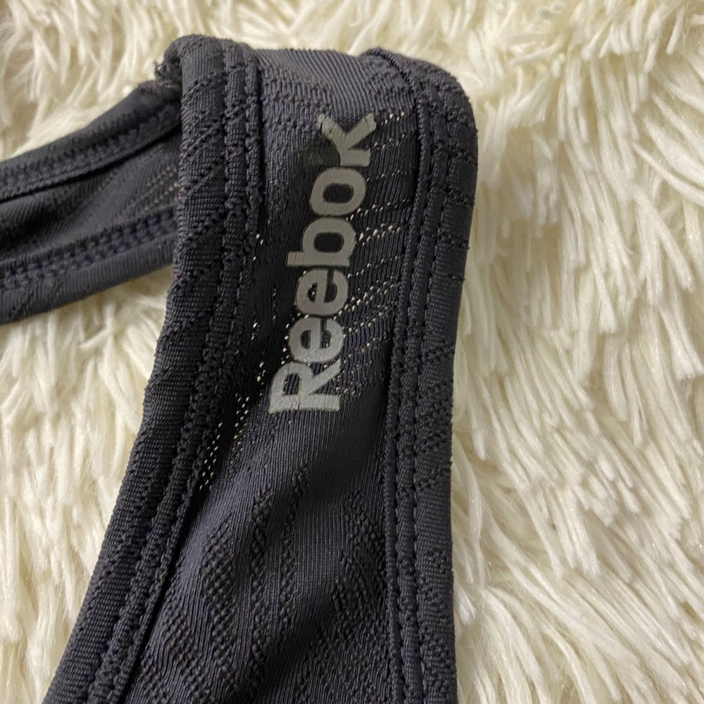 Women’s Reebok Razorback tank - Picture 3 of 5